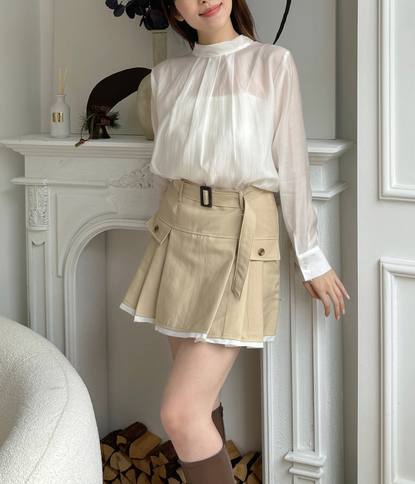 Skirt with belt